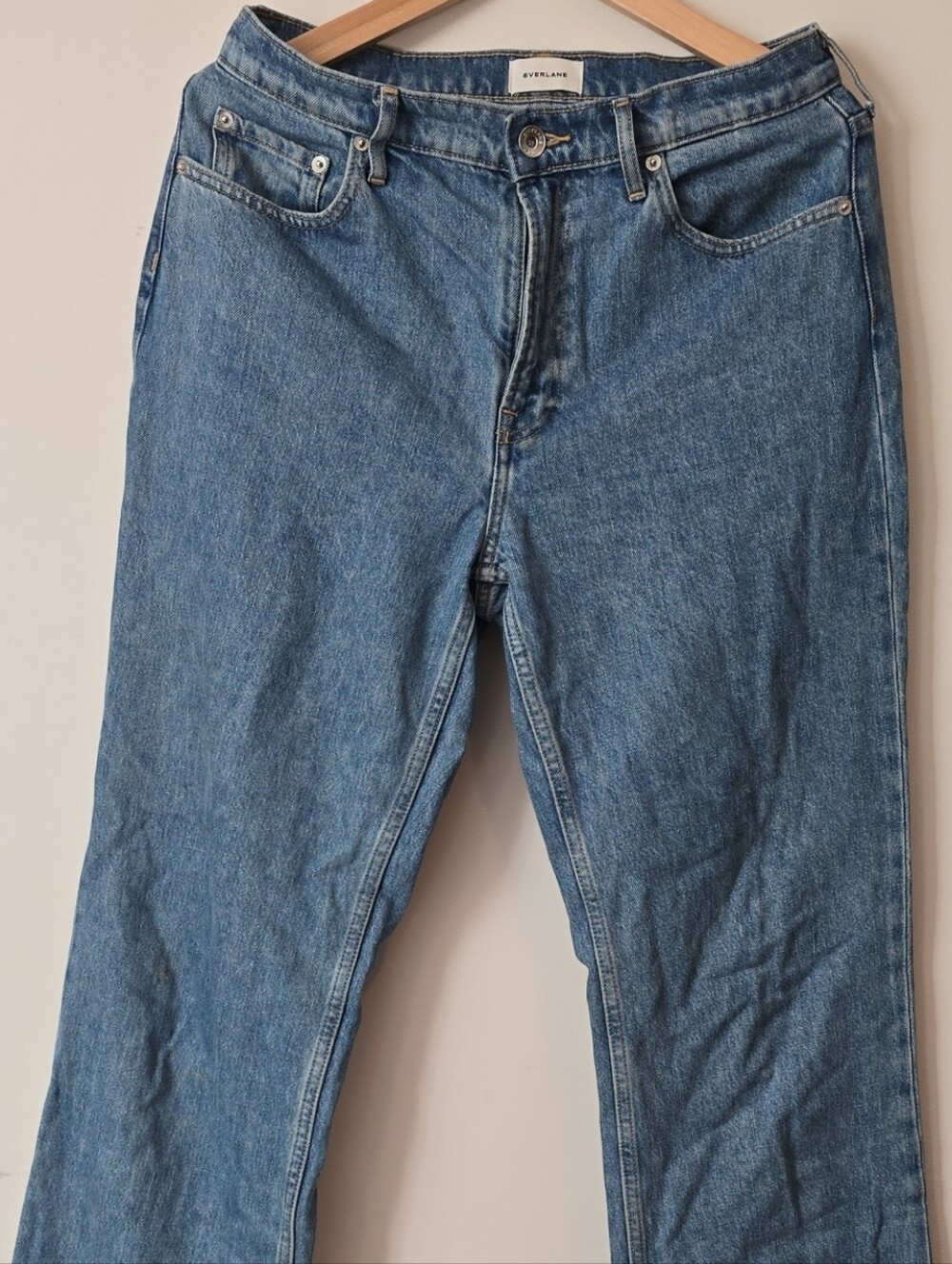 Everlane Claassic Blue Straight-Leg Women’s Jeans